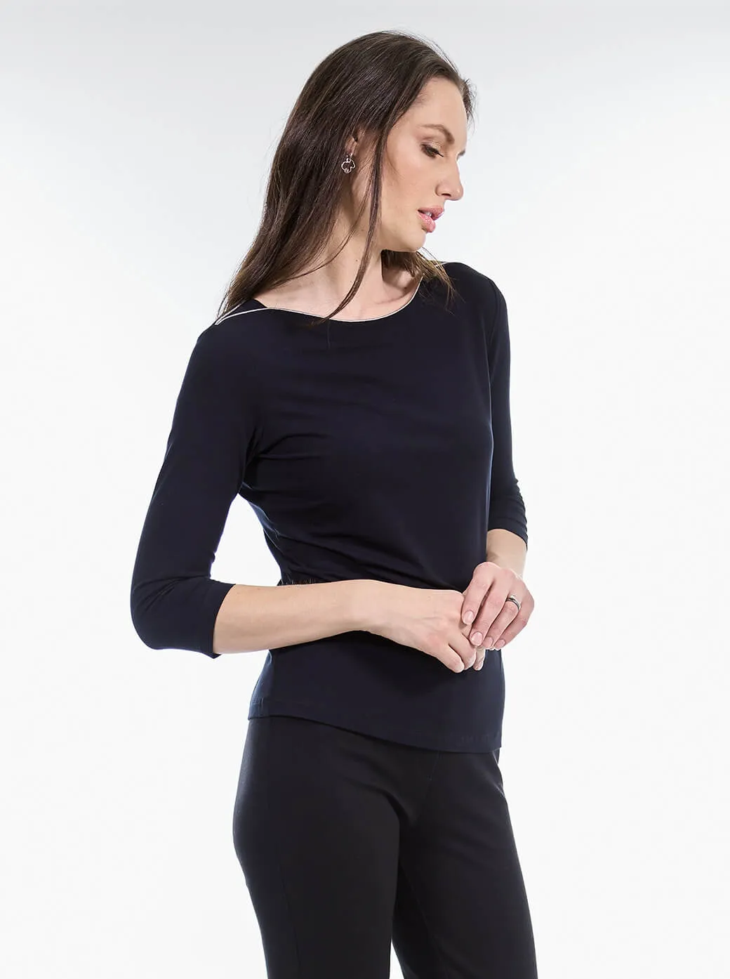 Blusa negra Básica